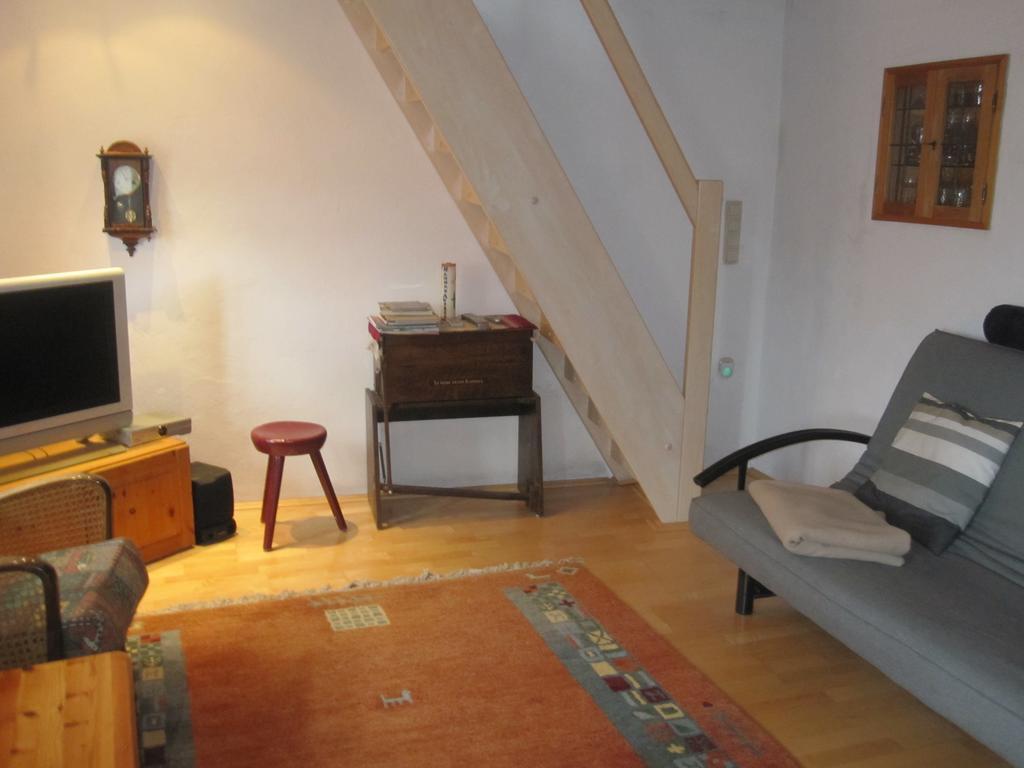Ferienhaus Fam. Fuhrer Hohenaltheim ภายนอก รูปภาพ